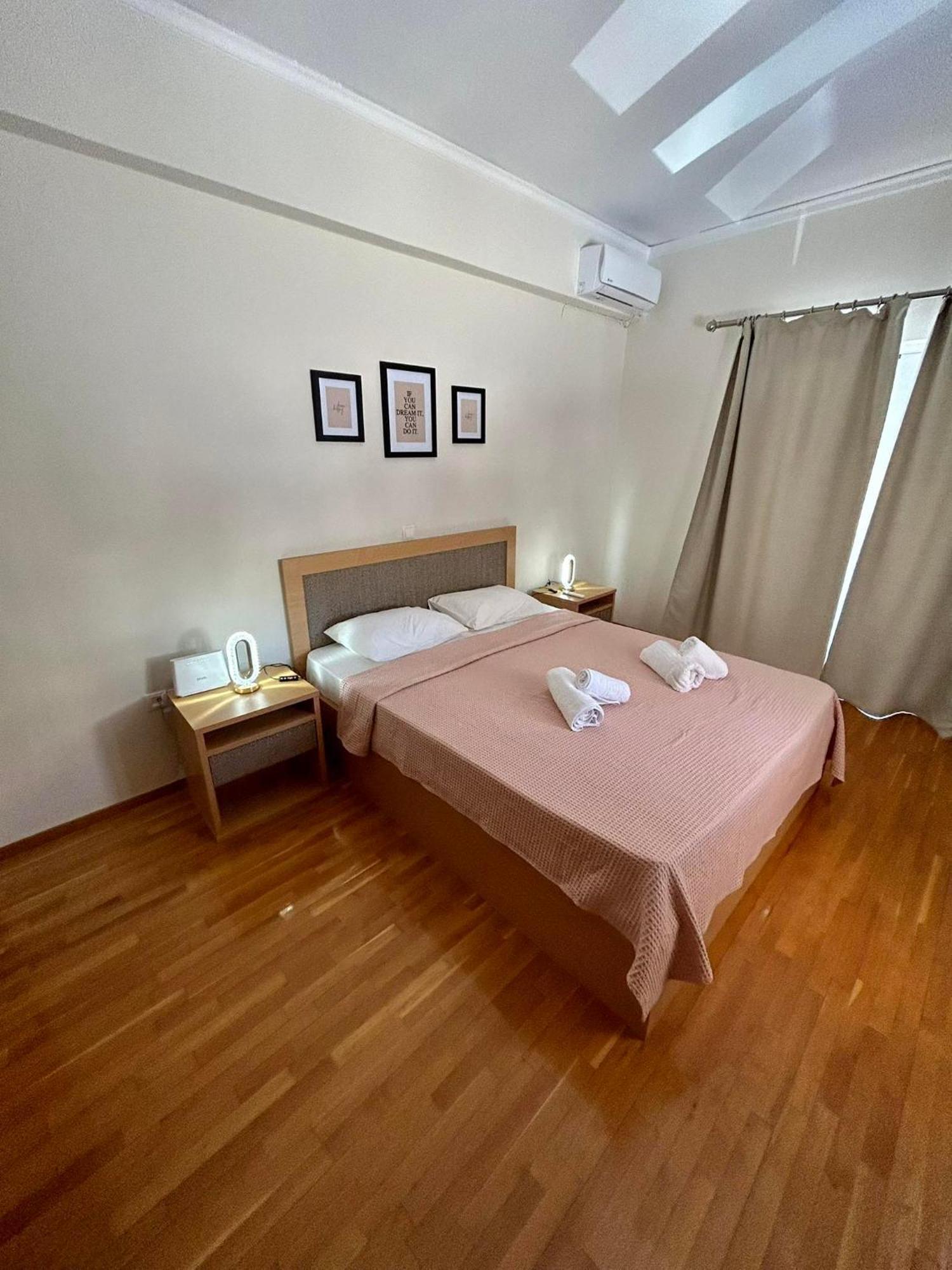 Syrios House & Apartment *